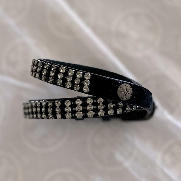 Tory Burch Crystal Embellished Double Wrap Bracelet Black OS Style 42456 NWT - Picture 1 of 17